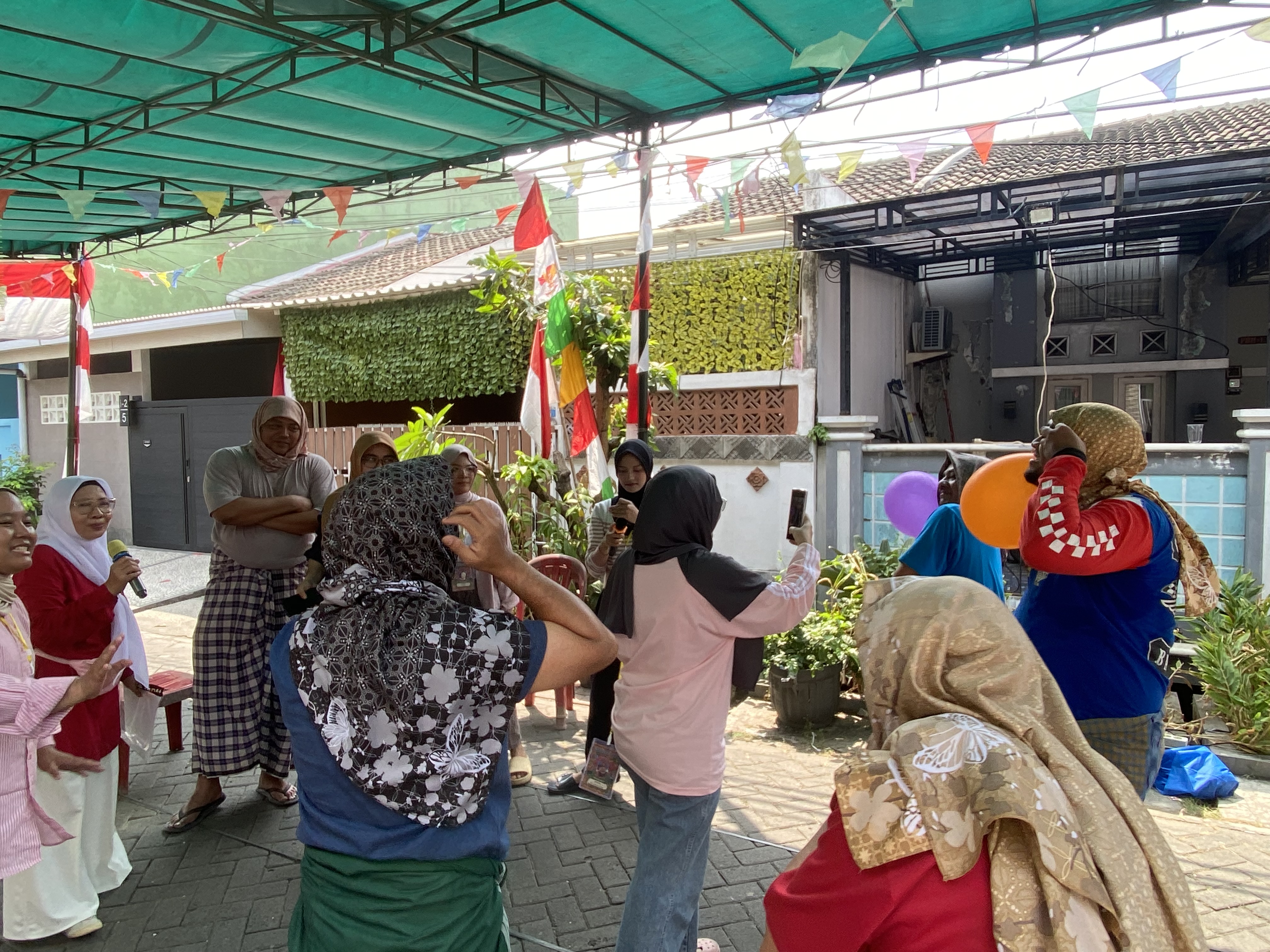 Lomba2 HUT RI